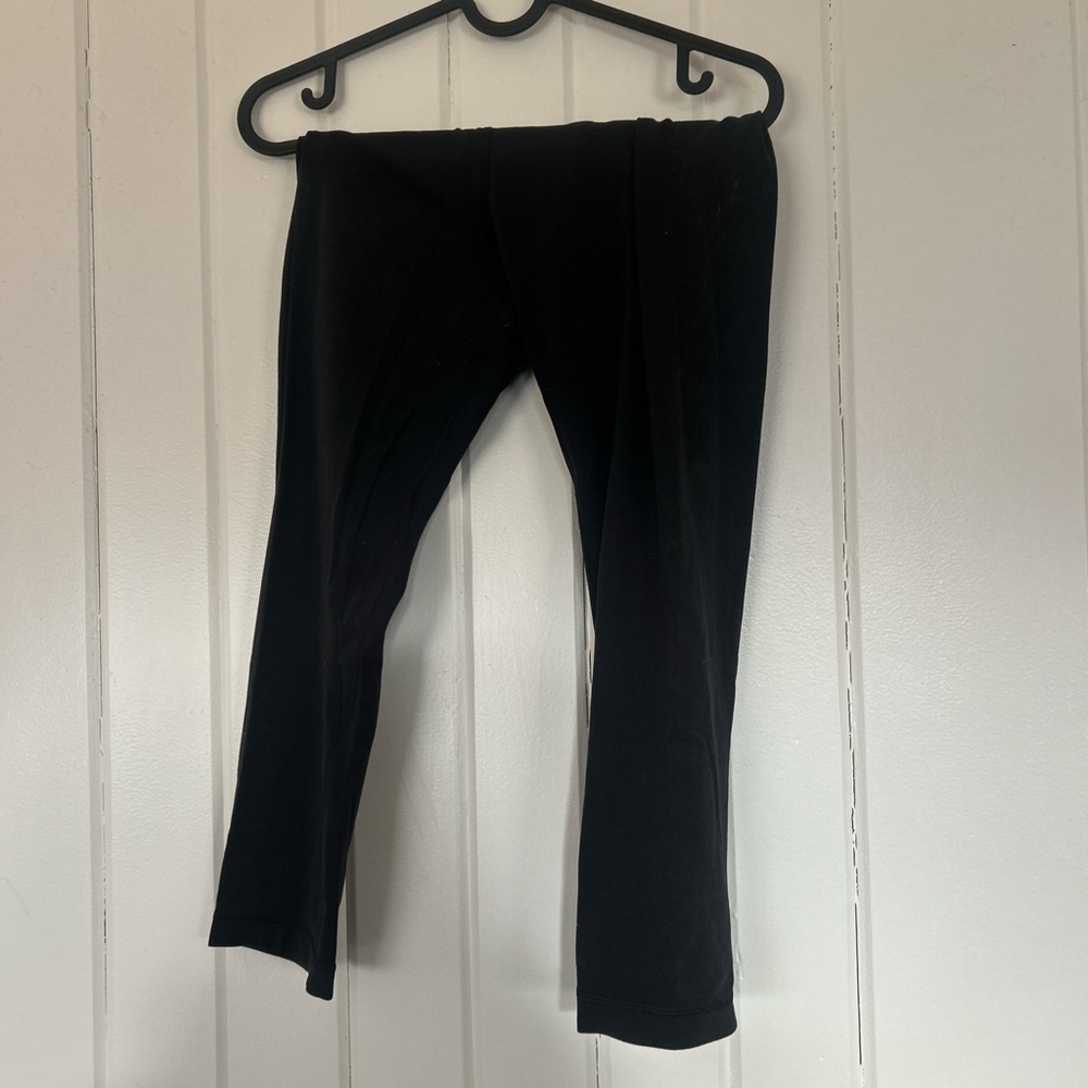 Lululemon Athletica Black Capris